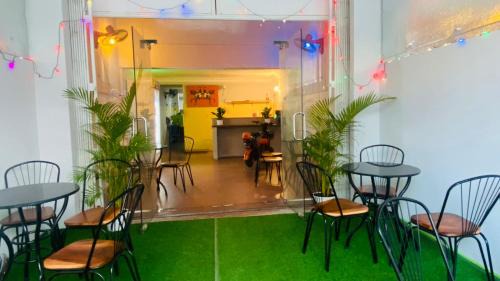 Chamkar Mon Hotel | KN HOSTEL & Coffee - Spa