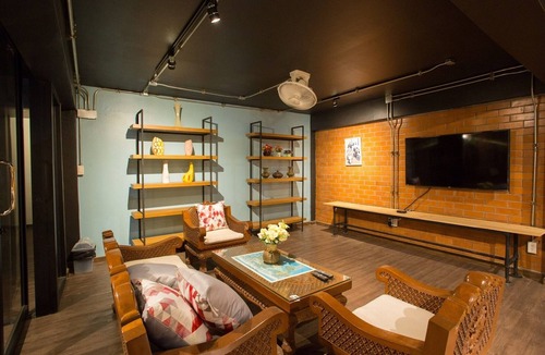 Wat Ket Hostel | Koenji Guest House & Bar Chiang Mai