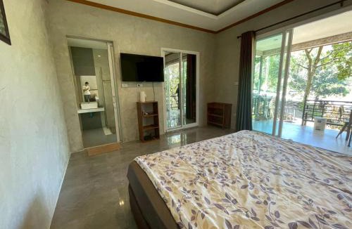 Ko Chang House | Koh Chang Hill-View Hideaway