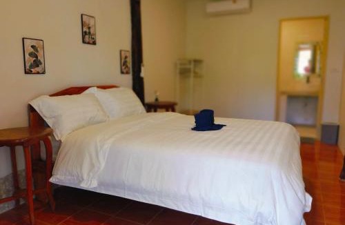 Nuea Khlong House | Koh jum Mutu Home Stay