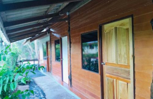 Nuea Khlong House | Koh jum Mutu Home Stay