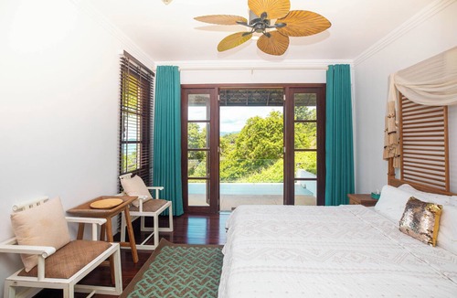 Choeng Mon Villa | Koh Samui frontline sea view 5-bedroom