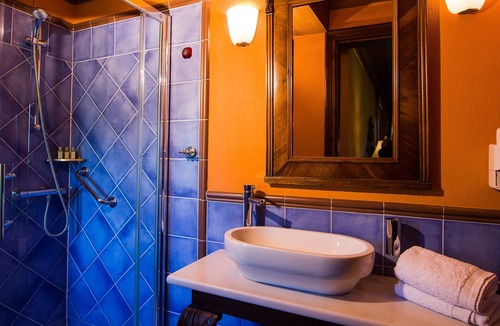 Veroia Hotel | Kokkino Spiti Boutique Hotel