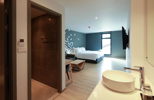 Khlong Kluea Hotel | KOO Hotel