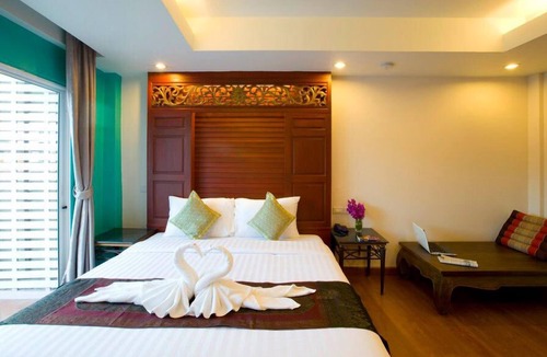 Talat Yot Hotel | Korbua House