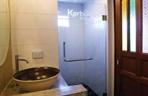 Talat Yot Hotel | Korbua House