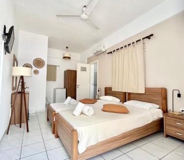 Foinikounta House | Koutrakis Rooms
