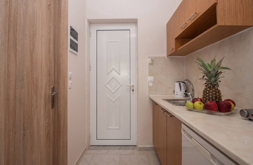 Amoudi Apartment | Kozanos Studio I for 2-3 guests