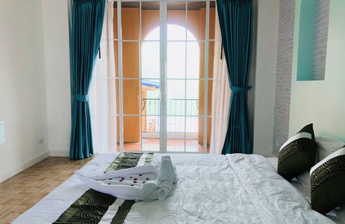 Ban Bueng Hotel | Krinnatra Villa