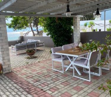 Potos Apartment | Ktima Papaoikonomou 2