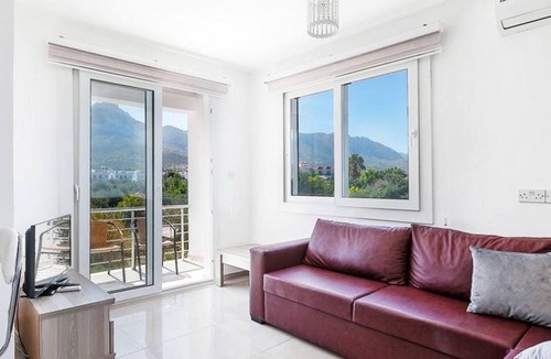 Zeytinlik Apartment | Kyrenia AzurePure Flat
