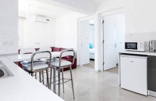 Zeytinlik Apartment | Kyrenia AzurePure Flat