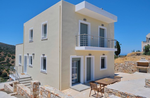 Karavas Apartment | Kythira Echoes · Sylia Apartment with nature views