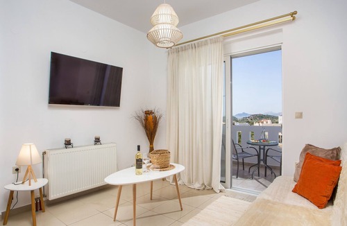 Faliraki Villa | La Casa Del Amor