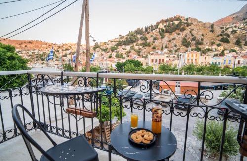Symi Apartment | La Casa di Symi - Central Apartment with View