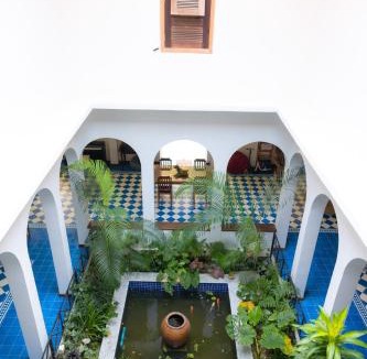 Svay Pao Bed & Breakfast | La maison bleue BTB