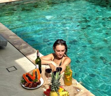 Thep Kasattri Villa | La Ville Phuket Pool Villa