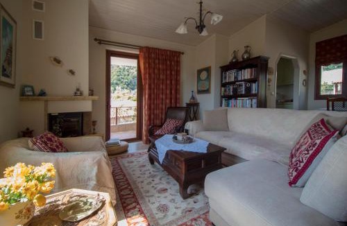 Tripi House | Laconian Collection Ano Chora Vordonia