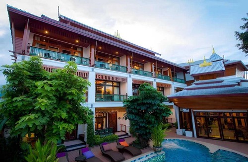Old City House | Lanna Junior Escape | King Bed & Relaxing Spa Bath