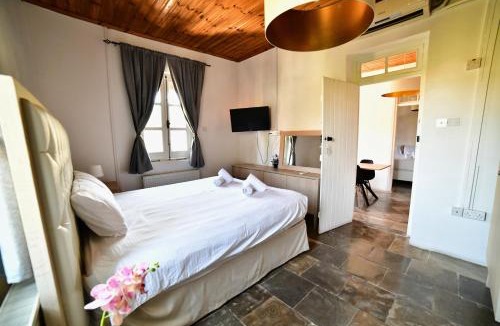 Kalopanayiotis Apartment | Laouri Traditional 2-Bedroom in Kalopanayiotis