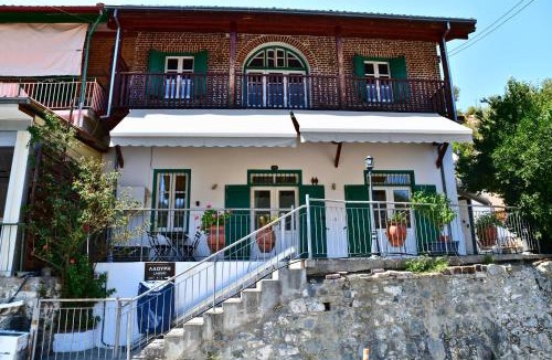 Kalopanayiotis Apartment | Laouri Traditional 2-Bedroom in Kalopanayiotis
