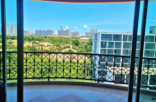 South Pattaya Apartment | Large Studio Condo Jomtien - Sleeps 2