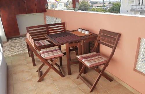 Xylofagou Apartment | Larnaca Xylophagou 2-bedroom apartment with a shaded terrace