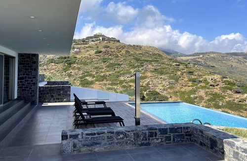 Agia Pelagia Villa | Lavish Crete Beachfront Villa | Villa Knossos Pearl | 5 Bedrooms | Breathtaking.