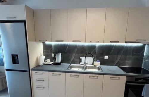 Lefkada Apartment | Lefkada City Nest-2-bedroom apartment in lovely Lefkada with AC