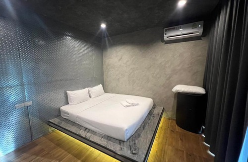 Hin Lek Fai House | Leleaf