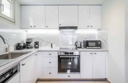 Plaka Villa | Lemonia Plaka - Two Bedroom Villa, Sleeps 4