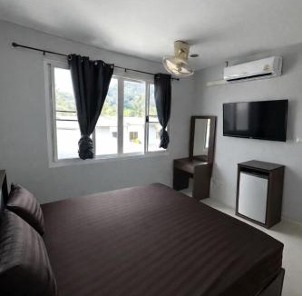 Khuekkhak Apartment | Leo Guest House