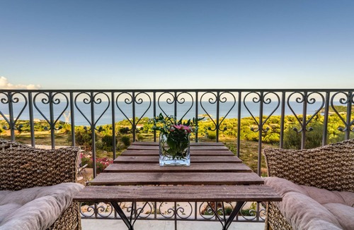 Skinaria House | Levandi 5-Bedroom Villa with Private Pool