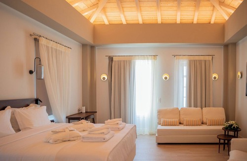 Spetses Hotel | Liberty Suites Spetses