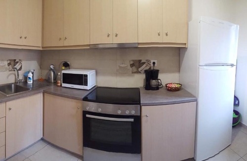 Petralona Apartment | LikeHomeFor2, Athens, Near Metro & Acropolis