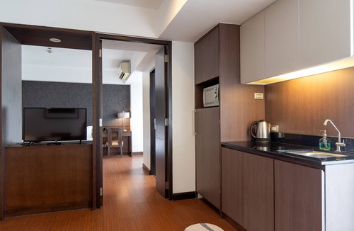 Bang Na Hotel | Lily Hotel Bangkok
