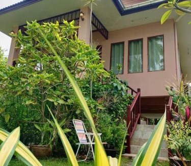 Thong Krut Apartment | Links Sunset Beach House