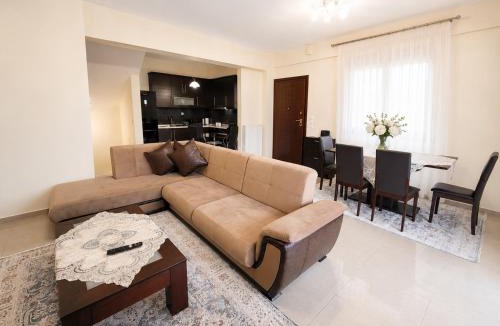 Polygyros Villa | Lirtzis Deluxe Villa