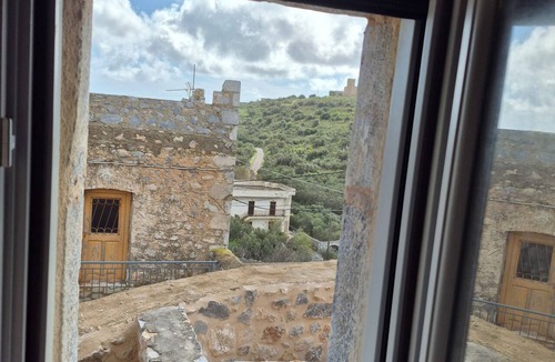 Omales Apartment | Live the fullest of the Mani experience in this historic tower studio