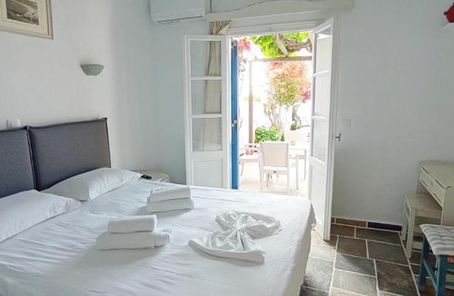 Platis Gialos Hotel | Lodge Narlis