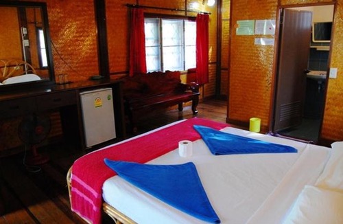 Mae Nam Resort | Lolita Bungalow
