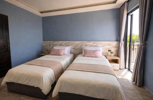 Don Sak House | Loma Marine Pool Villa near Sea-Tran Pier Donsak