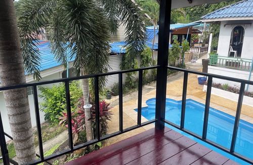 Bai Lan Hotel | Lonely Beach Pool Resort