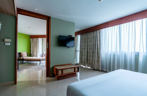 Cha-am Hotel | Long Beach Cha-Am Hotel