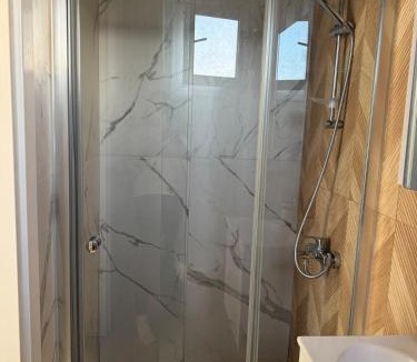 Aglantzia Apartment | Long Beach'de Stüdyo Daire