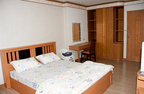 Pak Kret Hotel | Lotus Condo Downtown