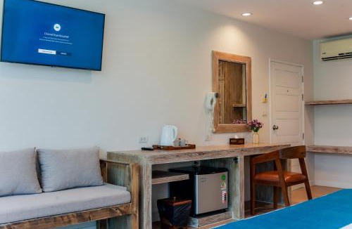 Chaweng City Center Hotel | LOVE beach club Koh Samui