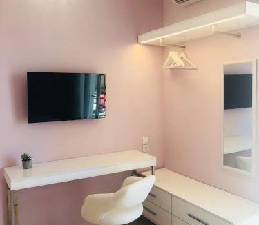 Koukouli Apartment | Lovely Apartments D