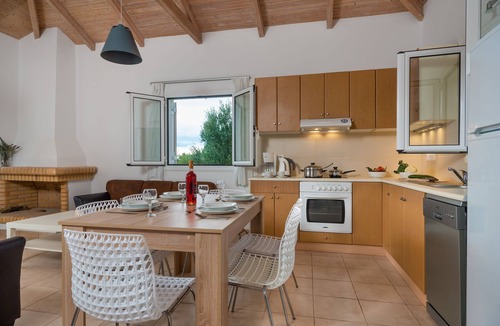 Grizokambos House | Lovely house with private pool