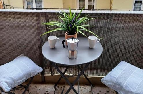 Athens Apartment | Lovely Studio Apartment For 2 Ppl in Athens